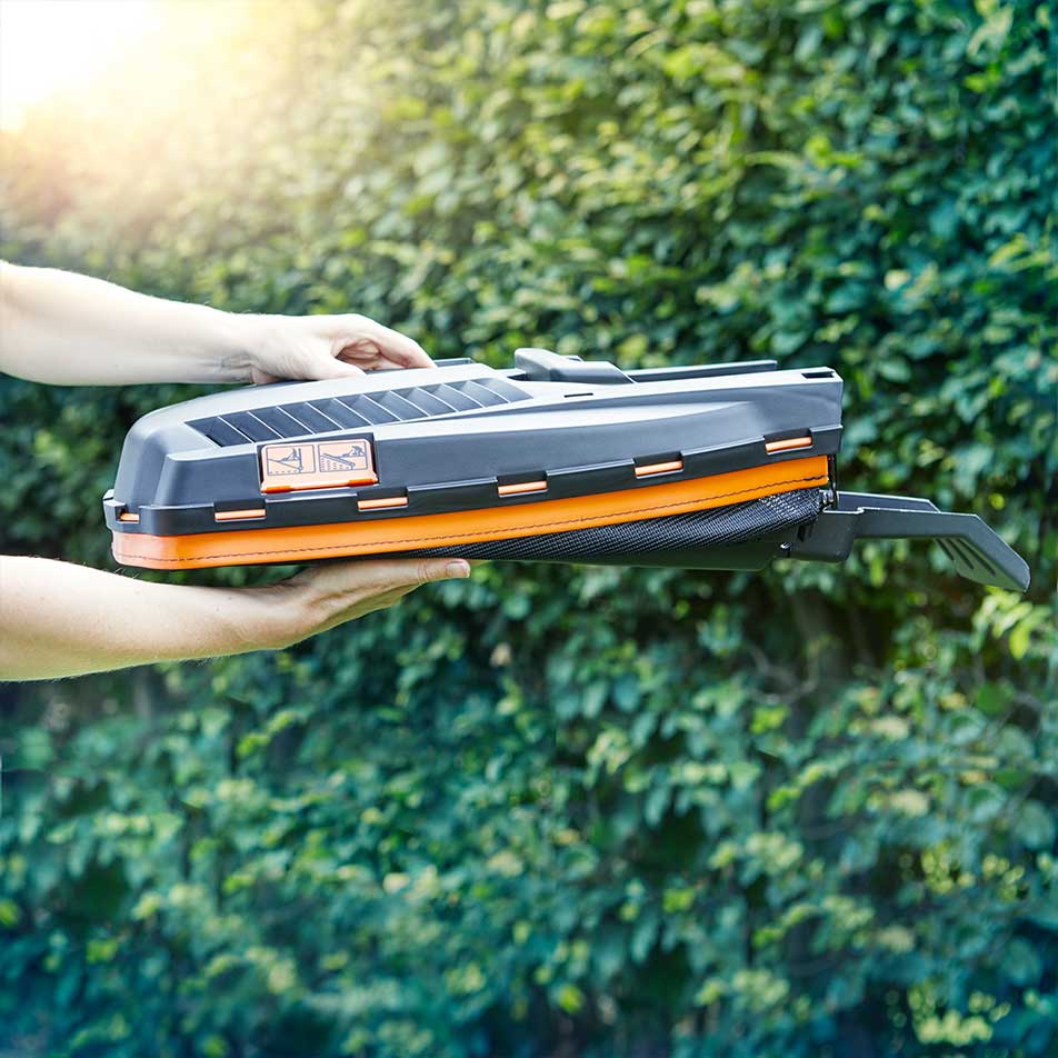 LawnMaster 1400W 34cm | Electric Lawn Mower - Image 7