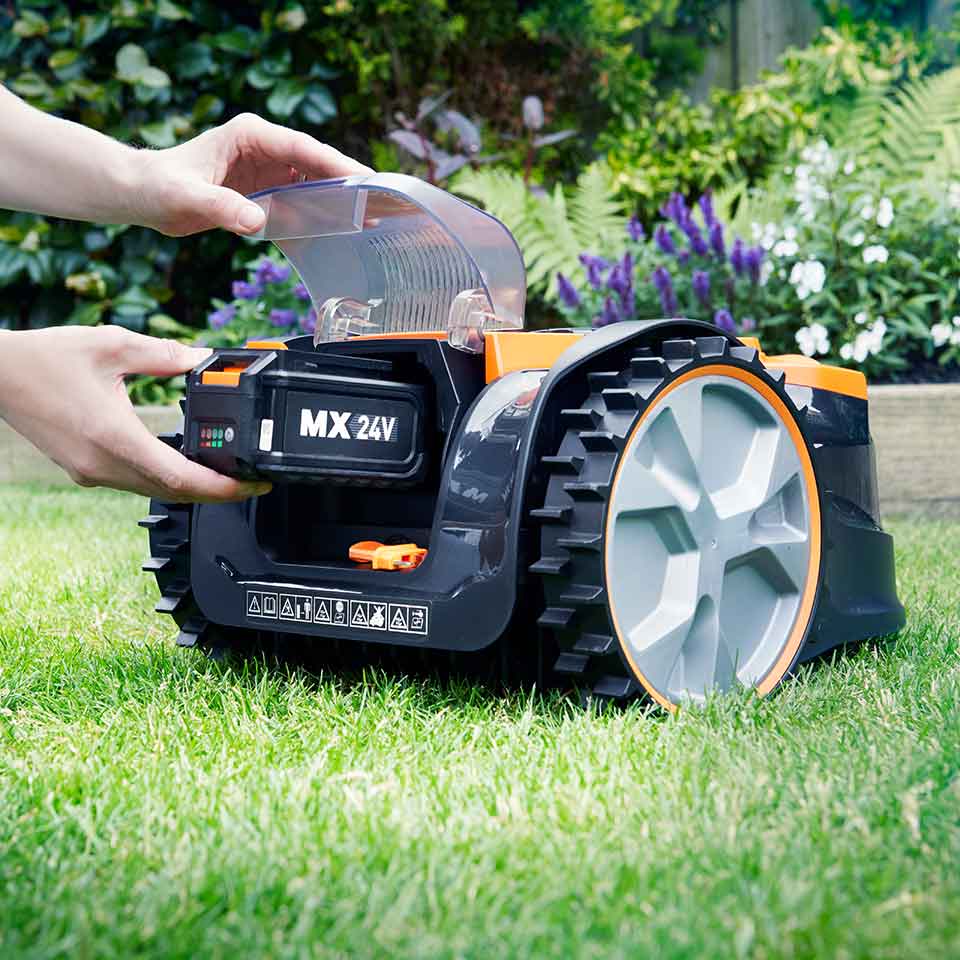 LawnMaster OcuMow® 16 MX 24V VBRM16 | Drop and Mow Robotic Lawnmower - with Battery - Image 4