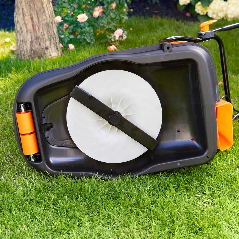 LawnMaster 1800W 36cm | Hover Mower Collect - Image 7