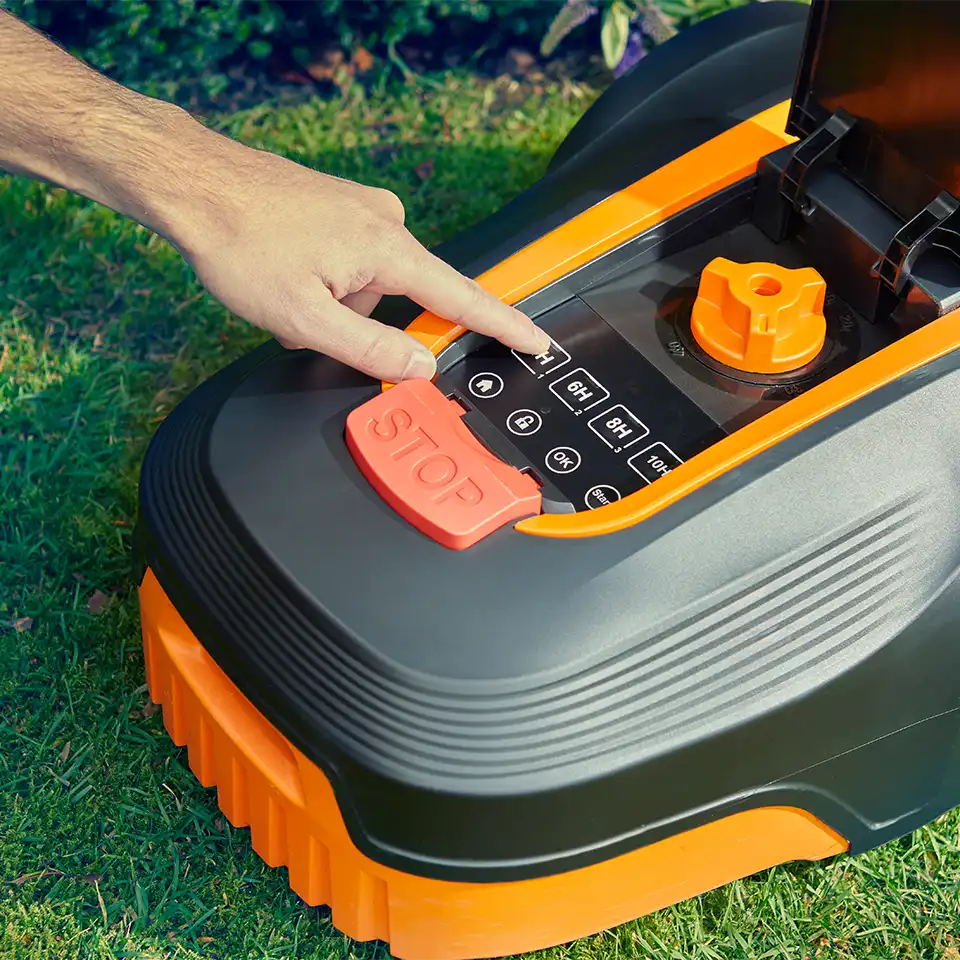 LawnMaster L12 | Robot Lawn Mower - Up to 800m2 - Image 6