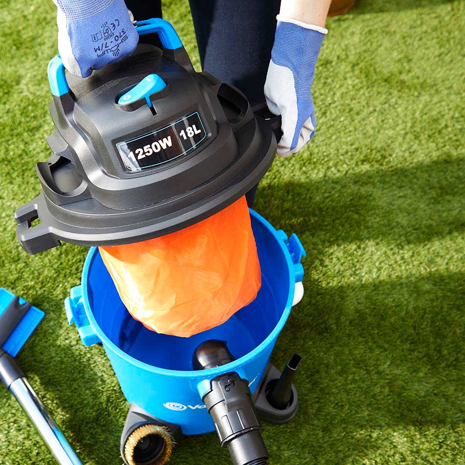 Vacmaster WD18 AG | Garden & Artificial Grass Vacuum Cleaner - Image 10
