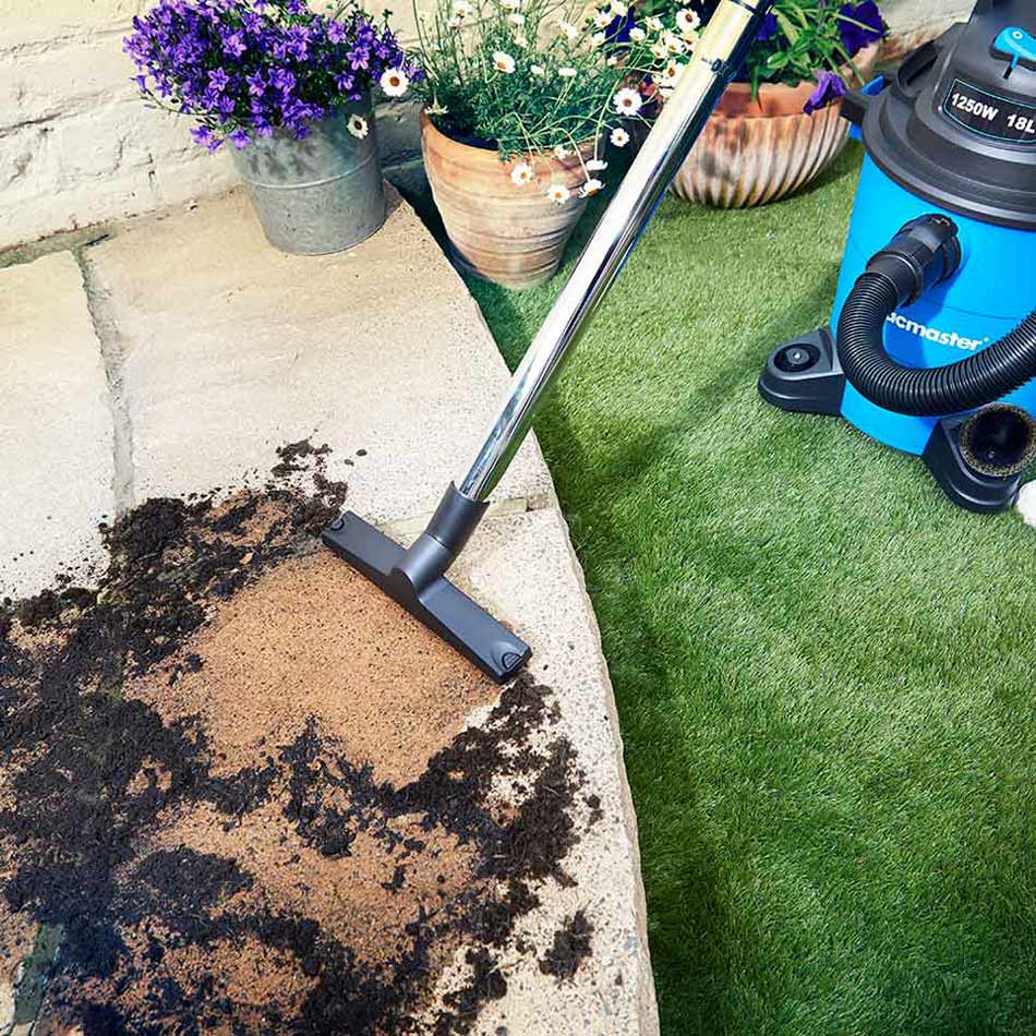Vacmaster WD18 AG | Garden & Artificial Grass Vacuum Cleaner - Image 6