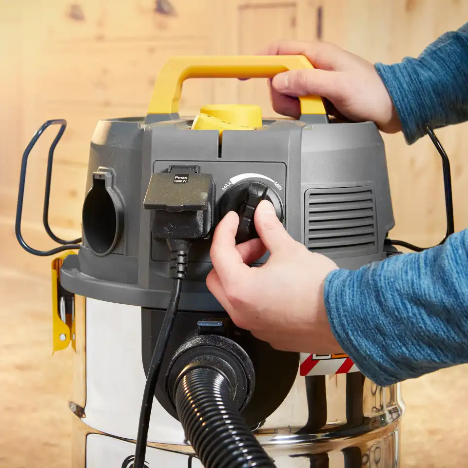 Vacmaster WD L30 PCF | 240V Dust Extractor - Image 11