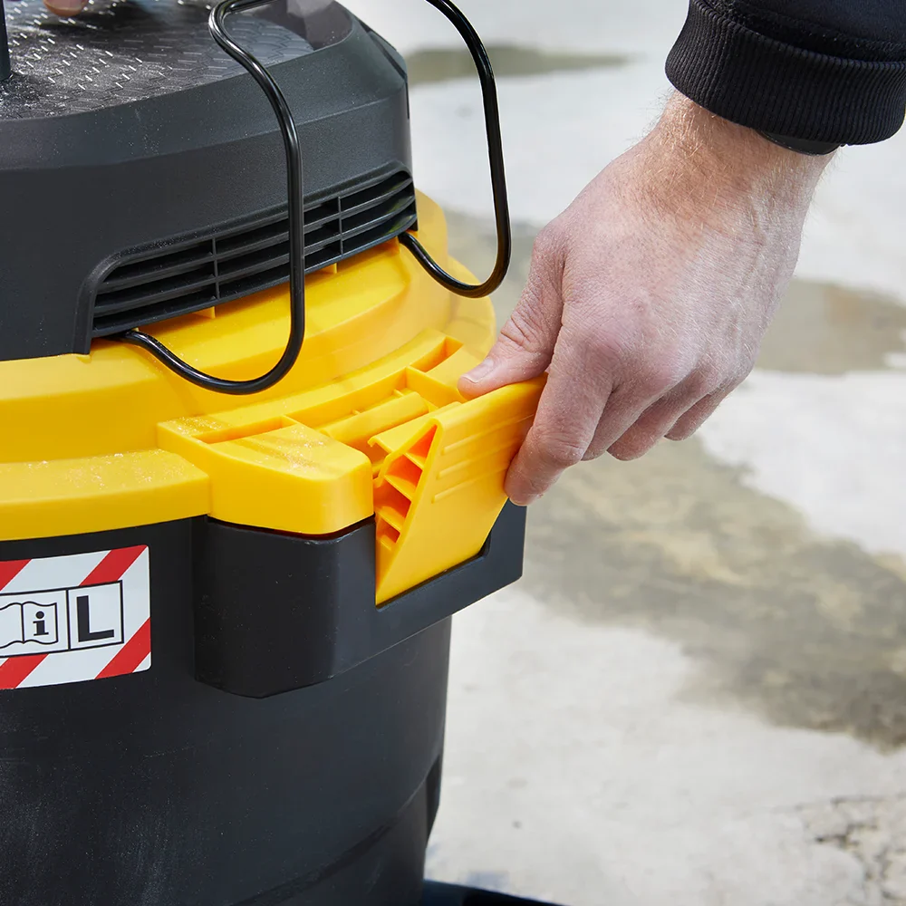 Vacmaster WD L45 | 240V Dust Extractor - Image 11